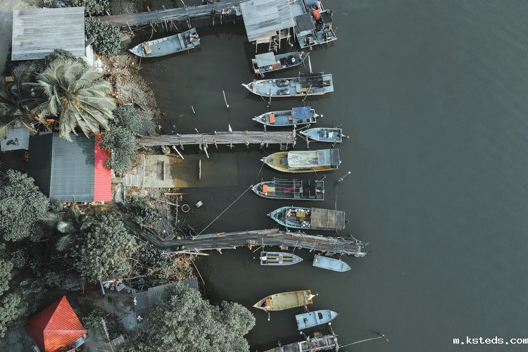 1683954692563374.jpeg 河流5.jpeg