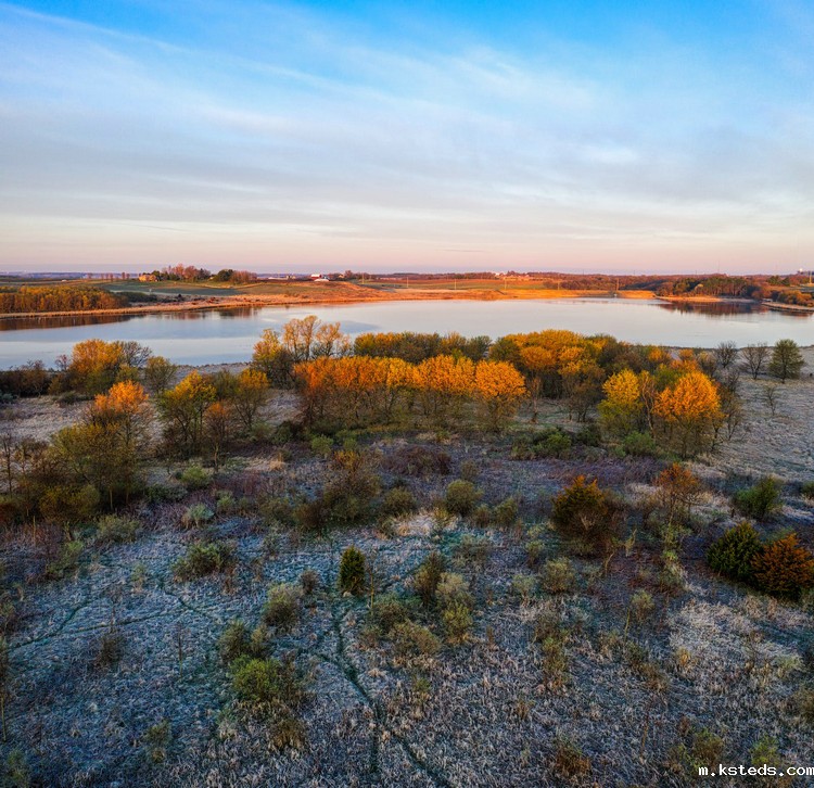 1689657045769931.jpeg 河流11.jpeg