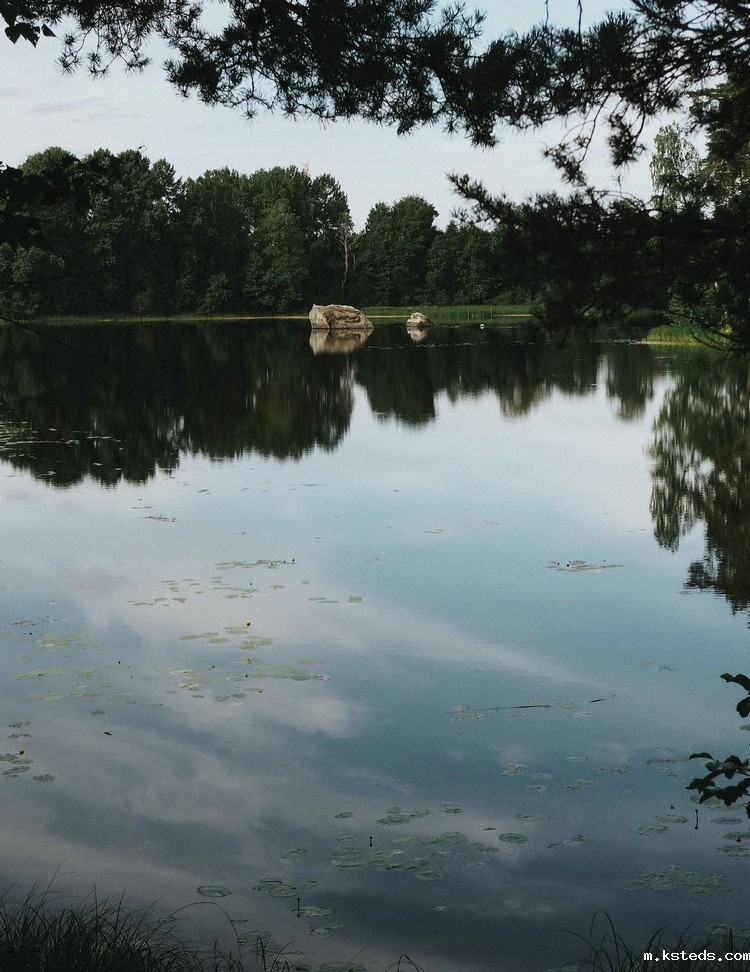 1697173571687603.jpeg 湖泊25.jpeg