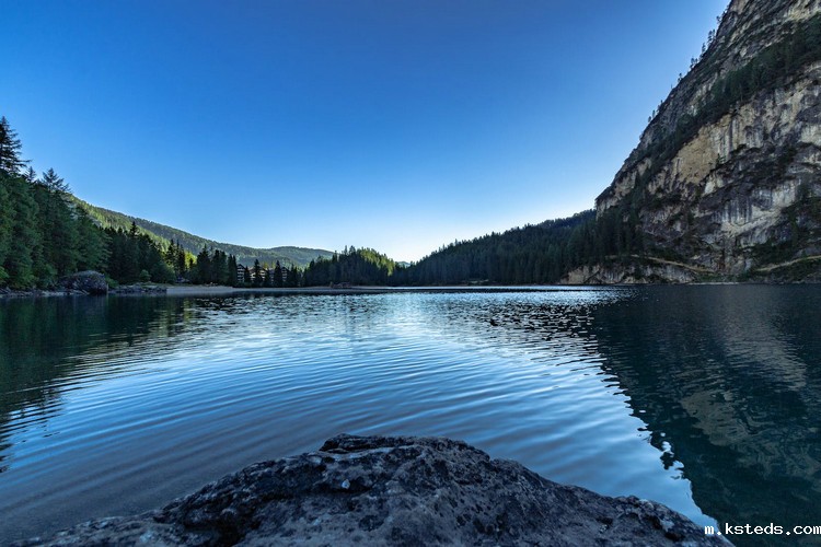 1697519607136311.jpeg 湖泊11.jpeg